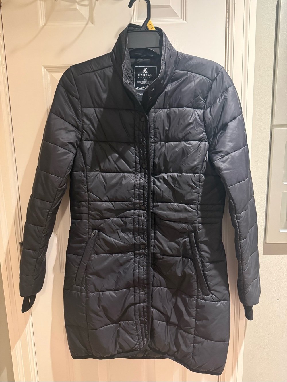 Kyodan Women's Black Quilted Mid-Length Puffer Coat